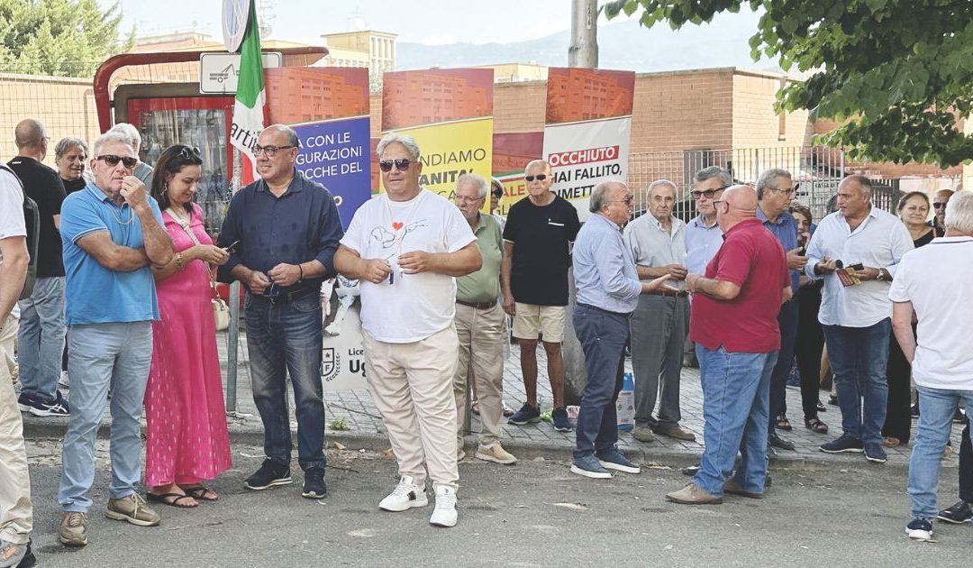 Cosenza, Pd in piazza per l’Annunziata: «Occhiuto ha fallito, deve dimettersi»