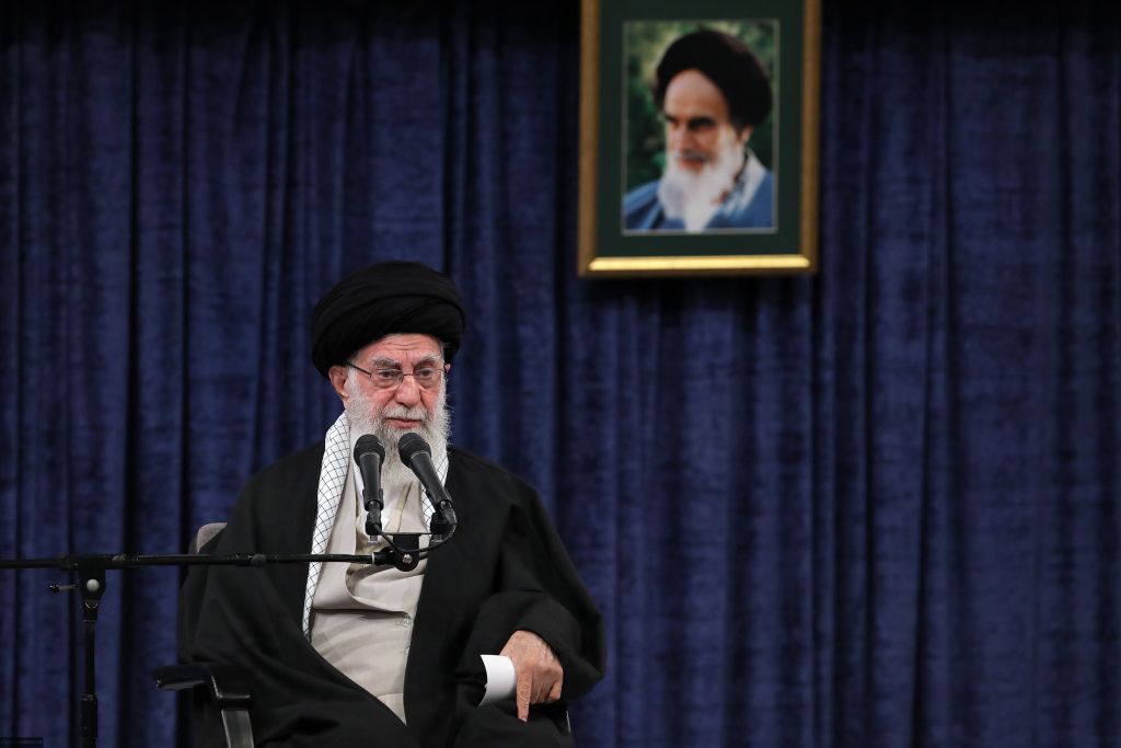 Khamenei “Israele non otterrà mai la vittoria su Hamas e Hezbollah”