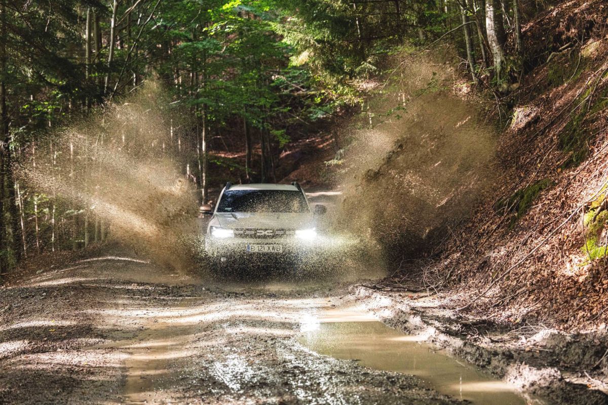 Nuovo Dacia Duster 4×4 ancora migliore in offroad