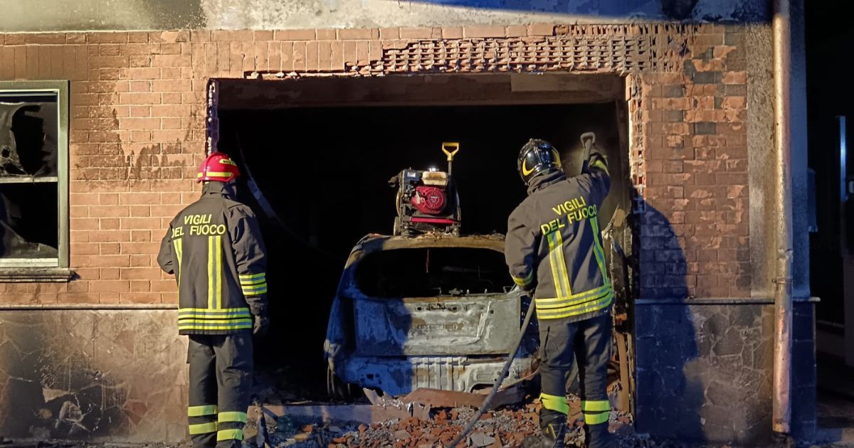 Gallico, dà fuoco a un garage: incendiario 88enne incastrato dalla sua camminata