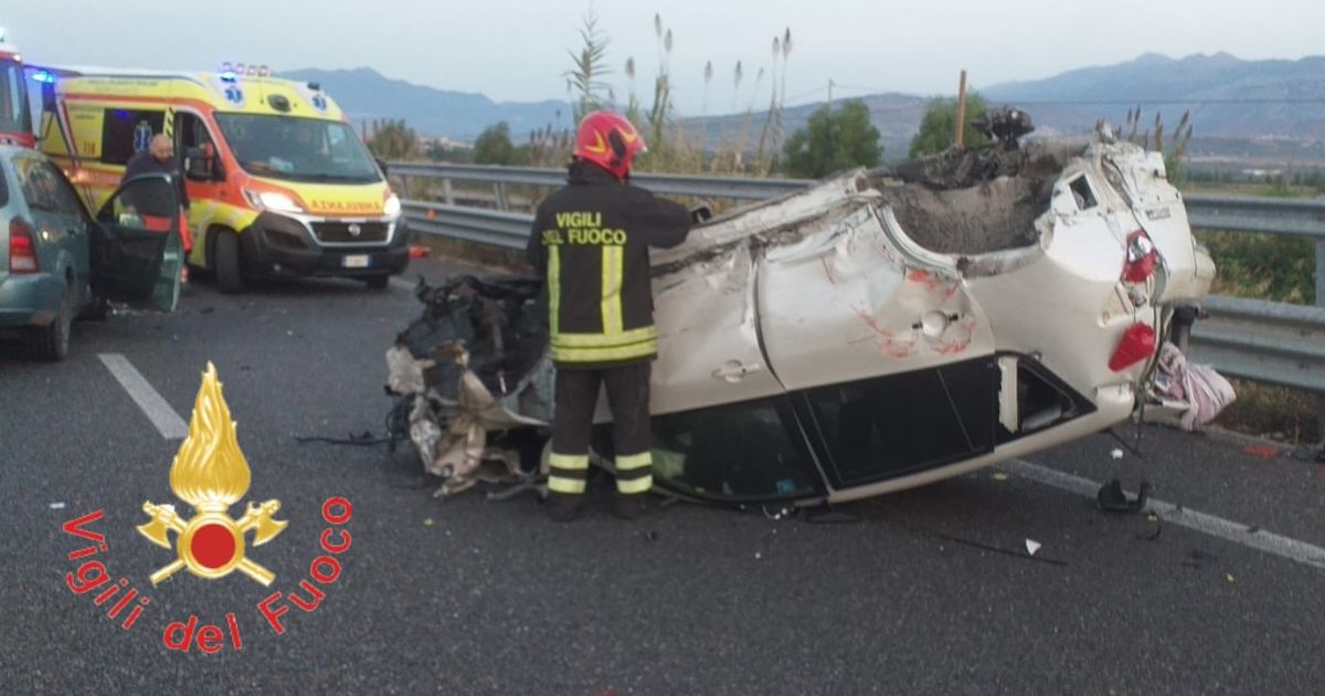 Incidente nel Cosentino: minore alla guida perde il controllo dell’auto. È grave