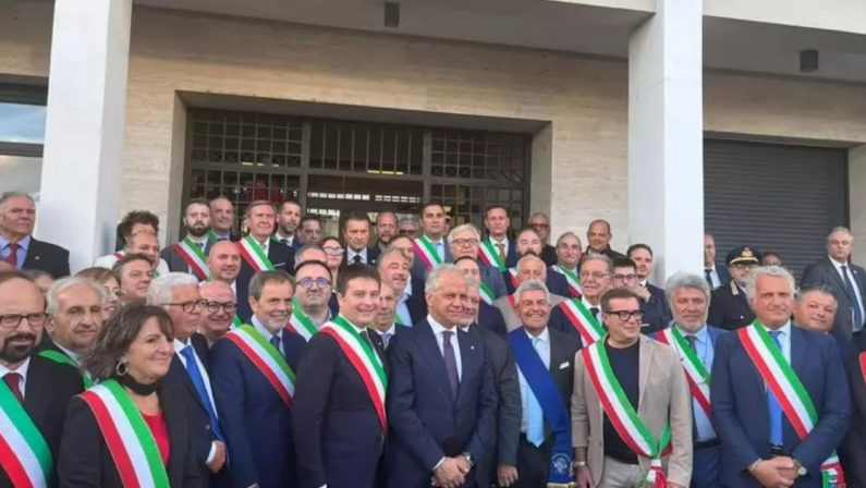 A Puglianello, Piantedosi celebra i promotori dell’Autonomia comunale