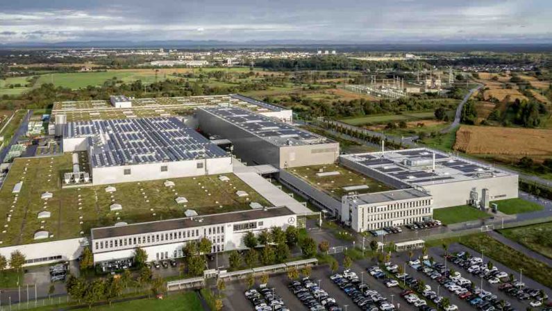 Mercedes-Benz inaugura la propria fabbrica di riciclaggio