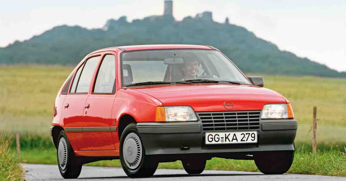 Opel Kadett E, i miei primi 40 anni …