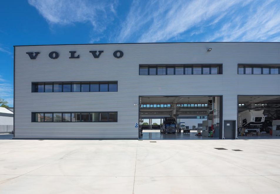 A Trezzano sul Naviglio la sedicesima officina Volvo Truck Center