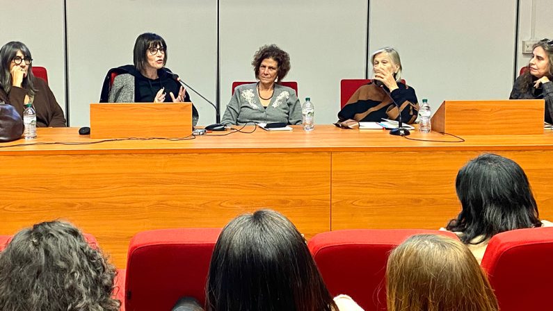 Centro antiviolenza Lanzino, le parole per 35 anni di pratica femminista