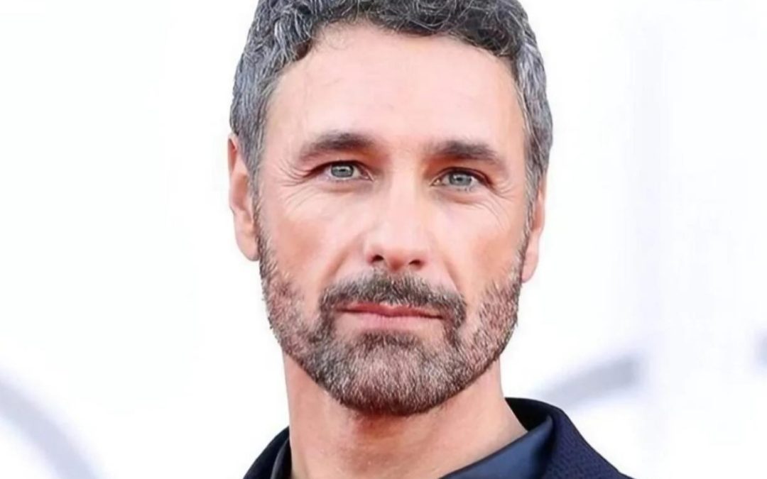 Raoul Bova ritorna a teatro con “Il nuotatore di Auschwitz”