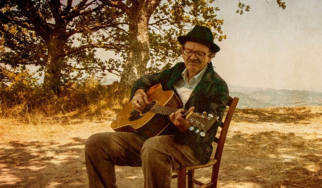 Mendicino, “Sguardi a Sud”: Roberto Menabò in concerto