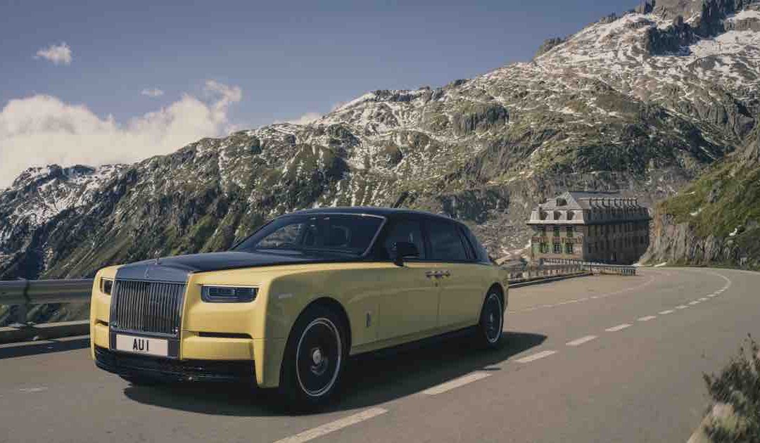 007 Goldfinger: ecco la Rolls-Royce del cattivo con gli interni in oro