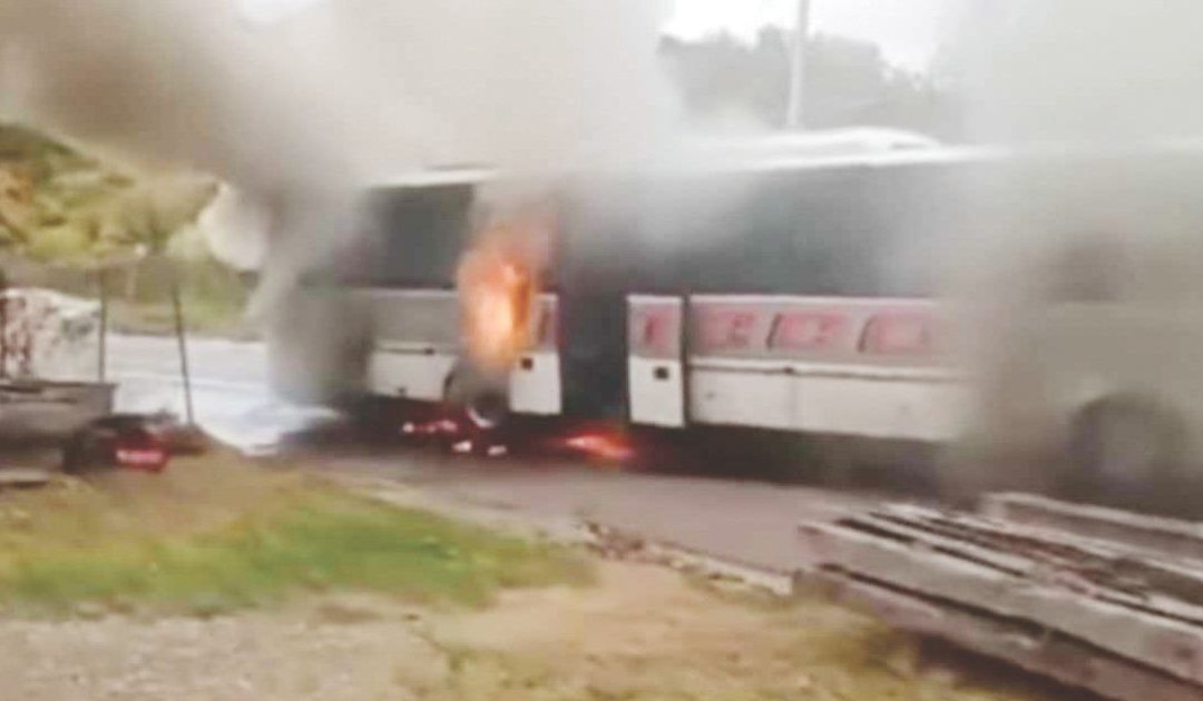 San Severino Lucano, parla l’autista dell’autobus in fiamme