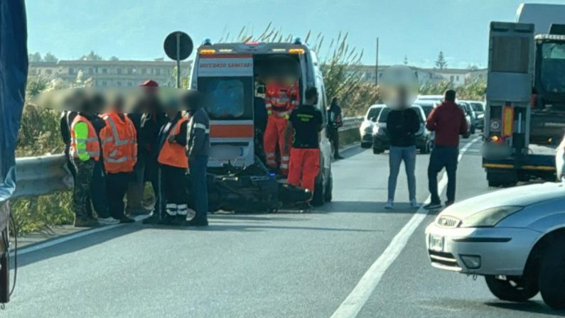 Incidente a Scalea, motociclista trasportato in elisoccorso