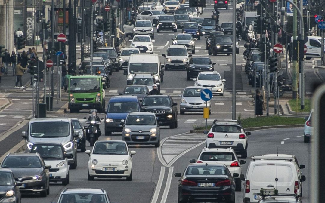 A novembre in calo il mercato dell’auto