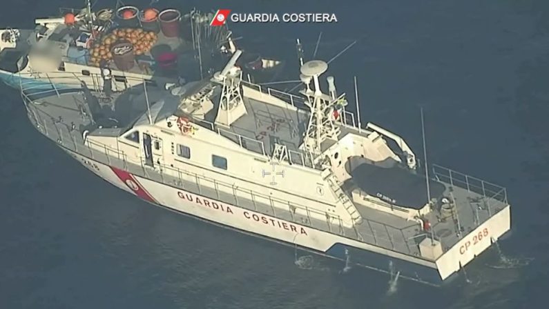 Pesca, sequestri e sanzioni per un milione della Guardia Costiera