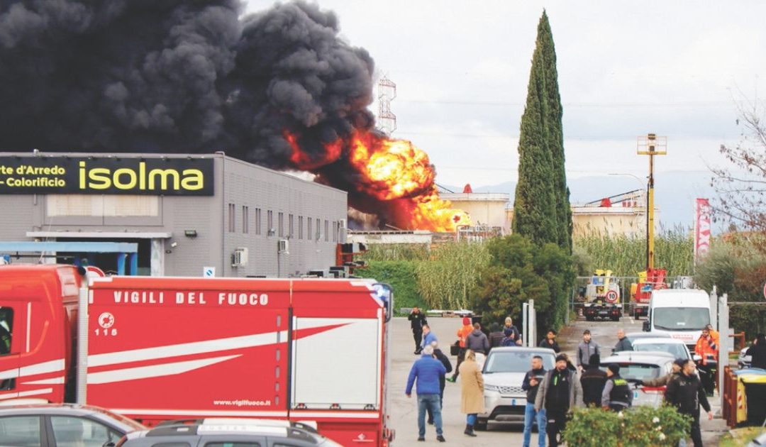 Esplosione al deposito Eni di Calenzano, coinvolti anche lucani