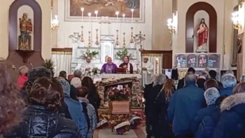 Sant’Arcangelo, il dolore dell’addio a Salvatore Briamonte