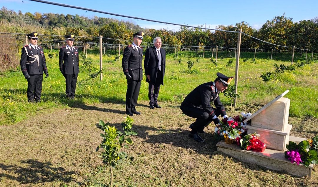 Il generale Luongo in visita alla compagnia carabinieri di Taurianova