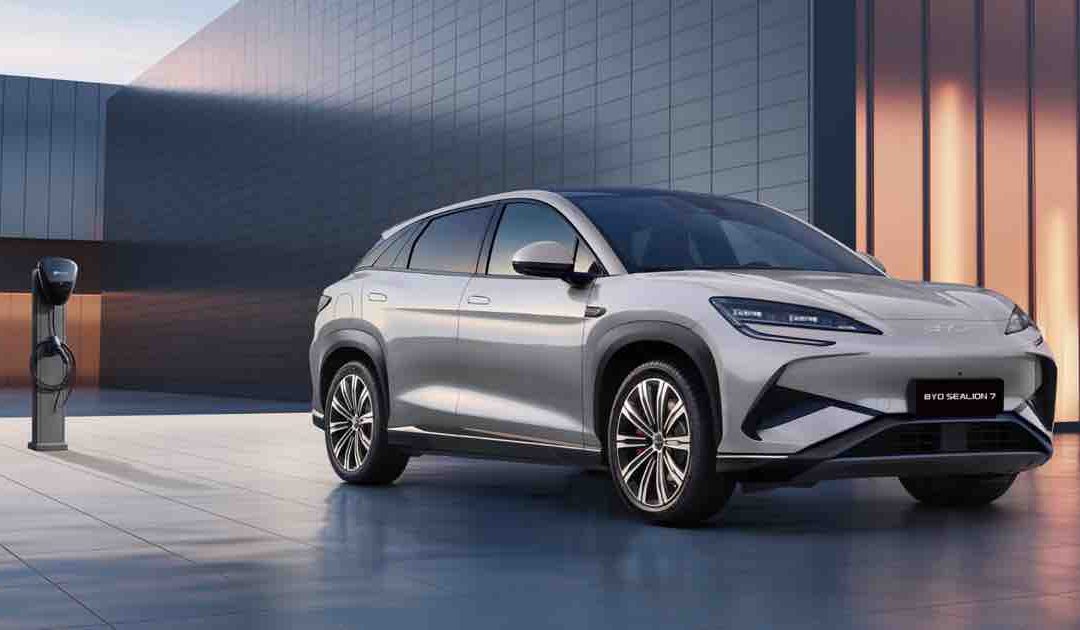 Byd Sealion 7, il Suv elettrico dove tutto è full