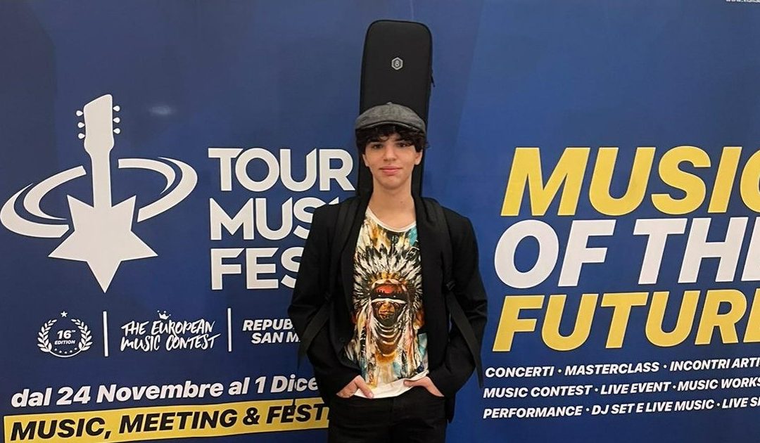 Tour Music Fest: Lorenzo Labate conquista il titolo di “Miglior bassista junior 2024”