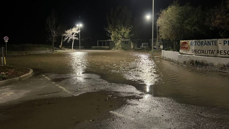 Mareggiate a Nocera, ancora danni. Rinascita si appella alla Procura