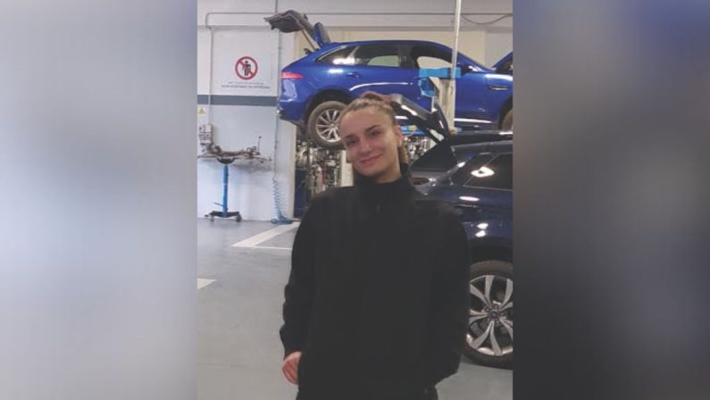 Nicole con il cuore fra i motori: a Matera la prima meccanica