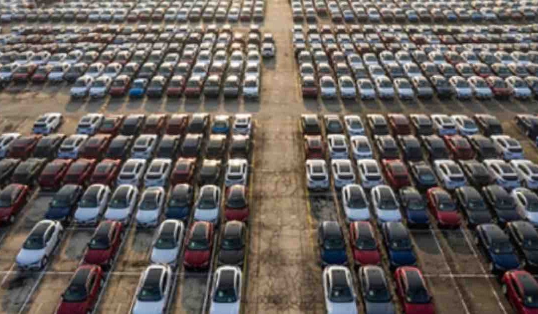 Mercato auto, anche novembre chiude i conti in rosso