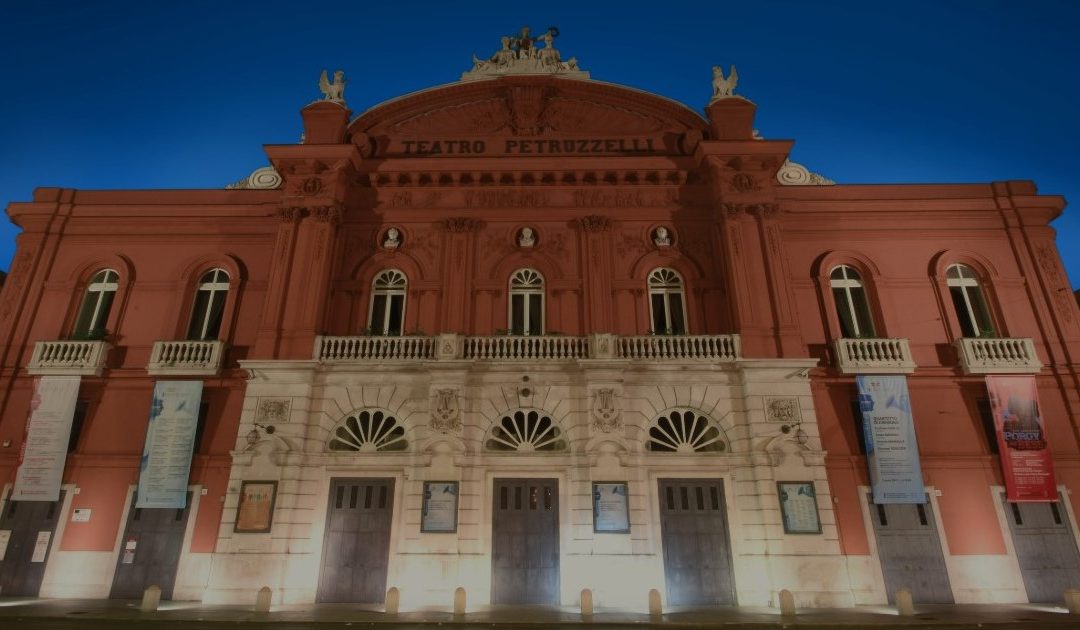 Al Petruzzelli, musica e beneficenza con “Le strade di San Nicola”