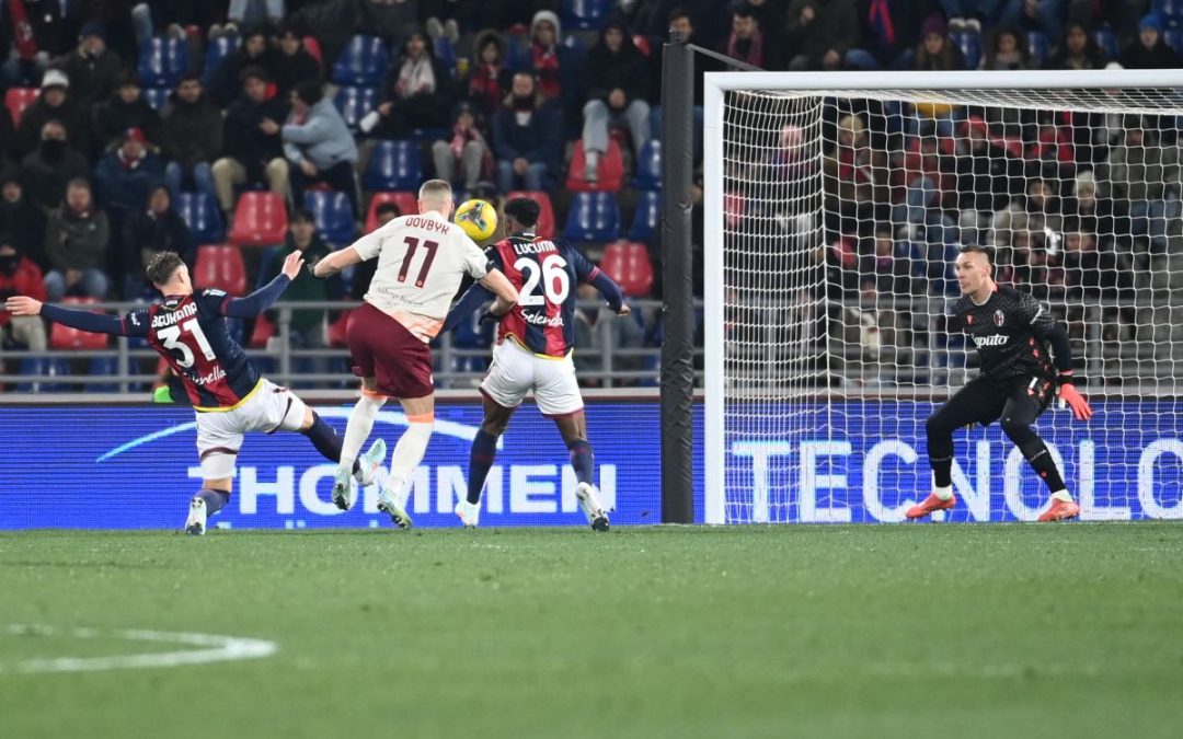 La Roma si salva in extremis, finisce 2-2 a Bologna