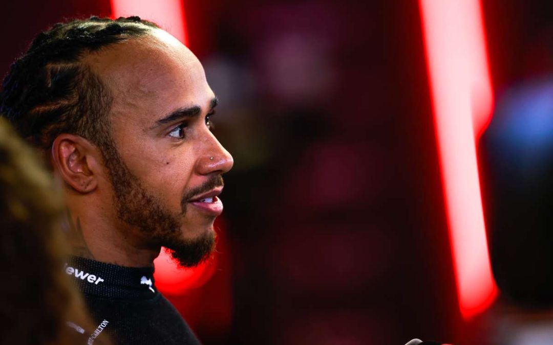 Primo giorno di Hamilton in Ferrari “Corono un sogno”