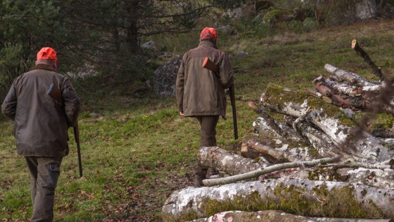 Incidente di caccia nel Cosentino: morto un 52enne