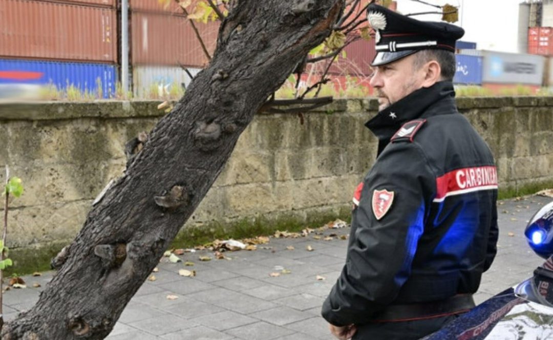 Estorsioni al porto di Napoli, tre arresti del clan Mazzarella