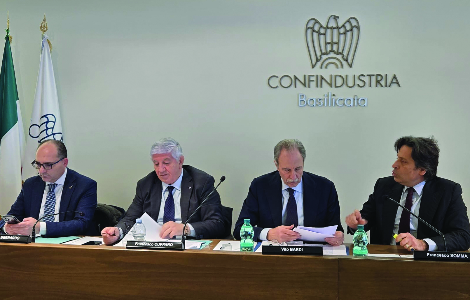 https://www.quotidianodelsud.it/wp-content/uploads/2025/01/ieri-lincontro-tra-regione-aziende-dellindotto-di-melfi-e-confindustria.jpg