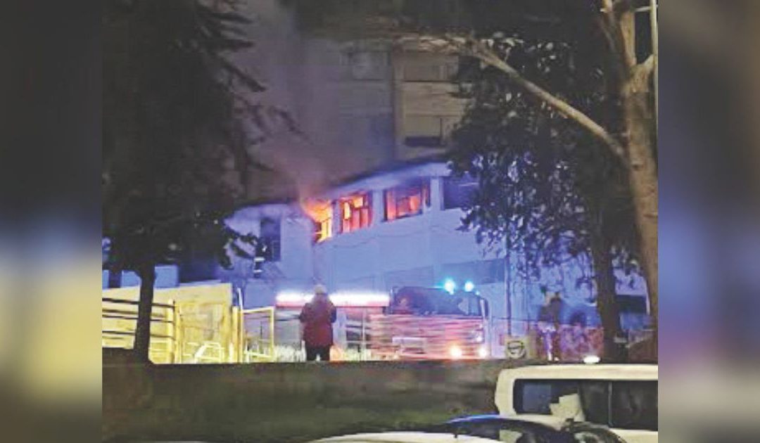 Incendio sospetto al liceo “Duni”, mistero a Matera