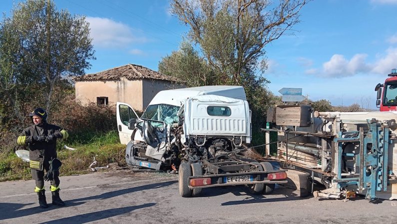 Filandari, violento scontro sulla provinciale Vibo-Tropea: due feriti