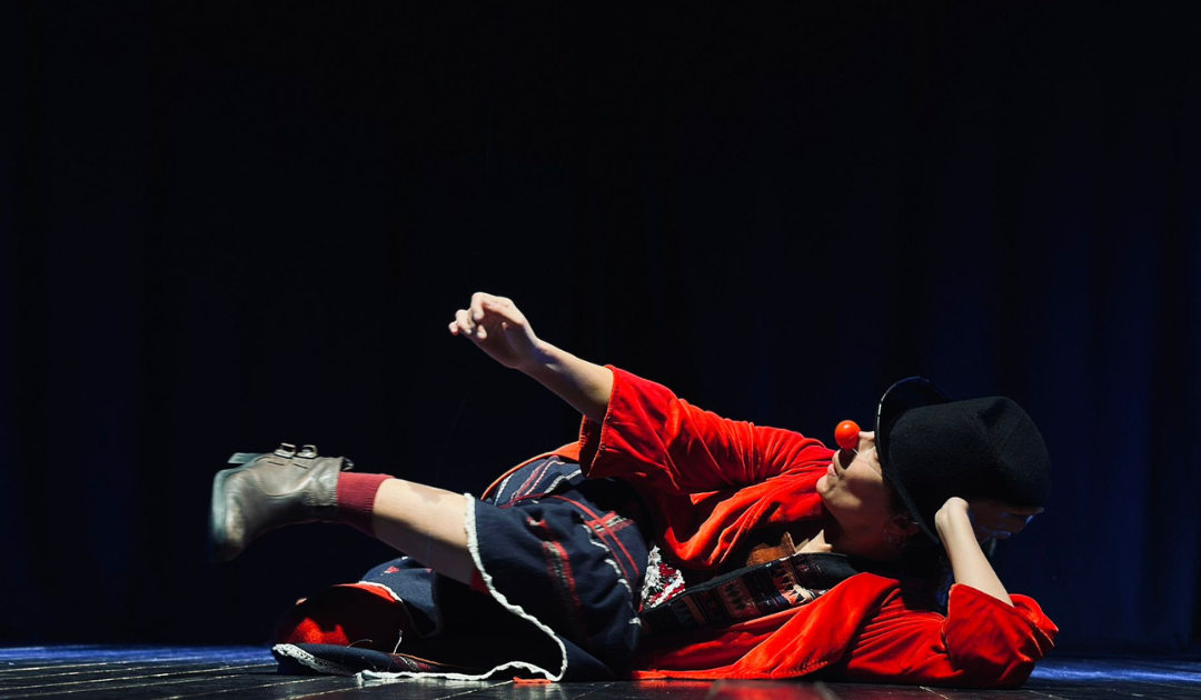 Una scena da "La donna che ride" (foto Linda Fassari")