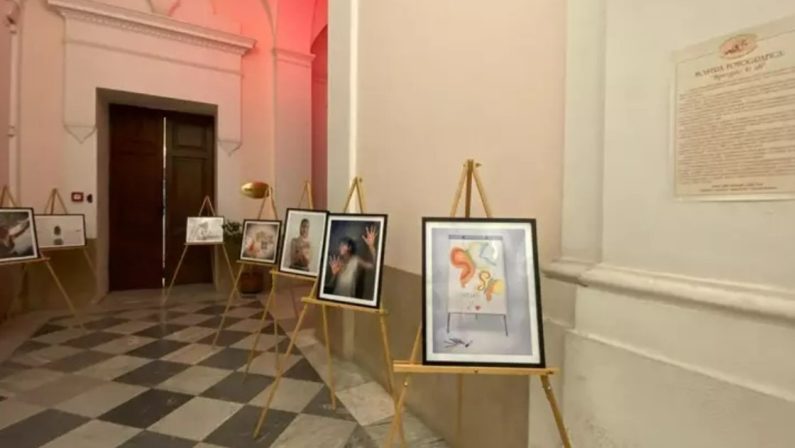 Foggia, mostra “Spiegate le ali”: un’iniziativa contro la violenza sulle donne