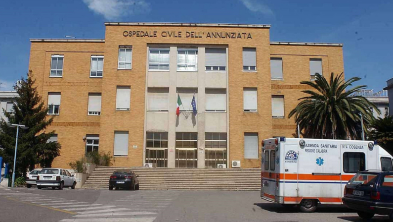 Bambino di tre anni in ospedale a Cosenza, si sospettano maltrattamenti