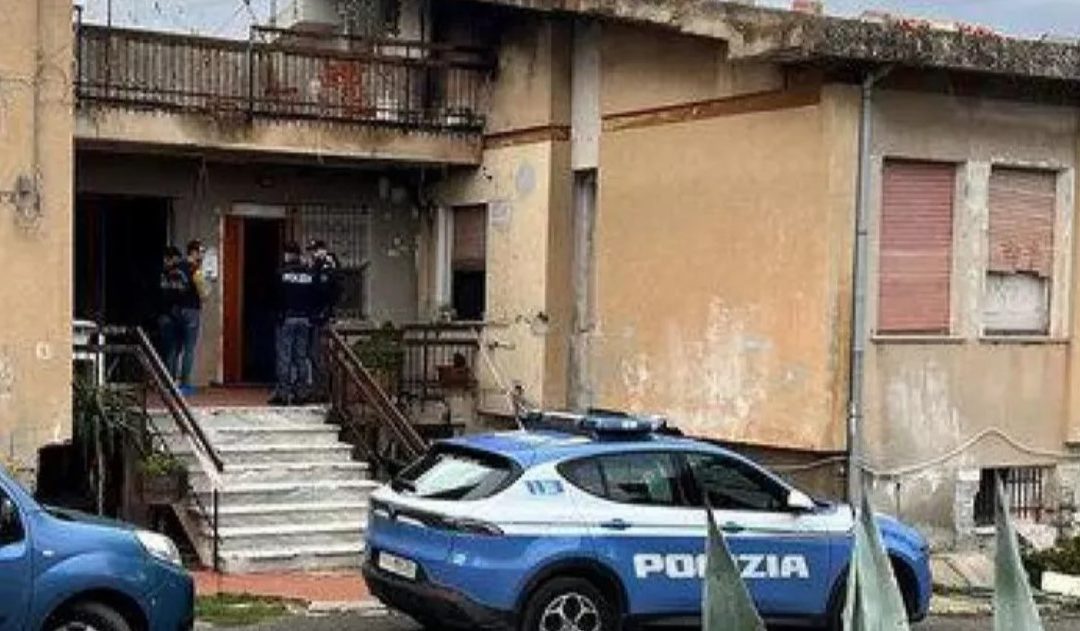 Donna accoltellata a Sassari, l’accusato «Si è ferita da sola​»