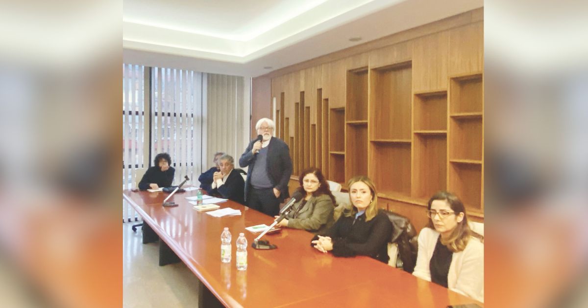 https://www.quotidianodelsud.it/wp-content/uploads/2025/02/incontro-sanita-quotidiano.jpg