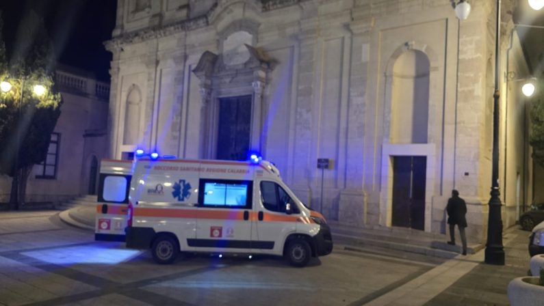 Tragedia nel Duomo di Vibo, muore mentre legge un passo del Vangelo